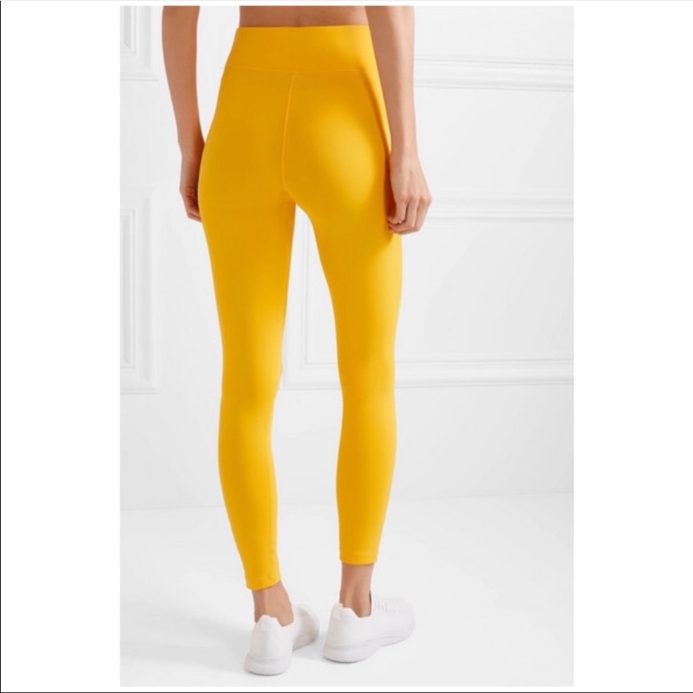All access center stage leggings